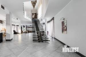 Коттедж 900м², 3-этажный, на длительный срок,