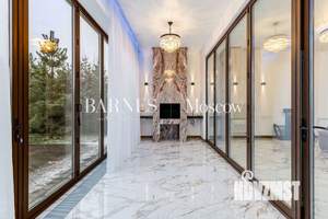 Дом 1104м², 2-этажный, на длительный срок,