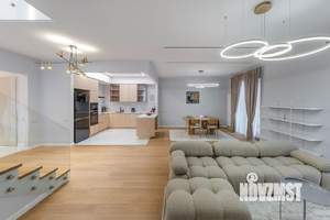 Таунхаус 200м², 2-этажный, на длительный срок,