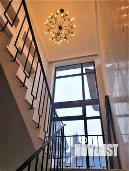 Таунхаус 390м², 3-этажный, на длительный срок,