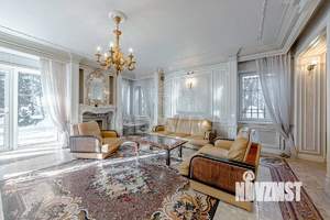 Коттедж 370м², 3-этажный, на длительный срок,