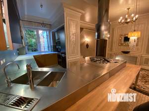 Таунхаус 360м², 3-этажный, на длительный срок,