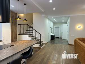 Таунхаус 206м², 2-этажный, на длительный срок,