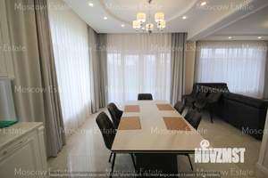 Коттедж 220м², 2-этажный, на длительный срок,