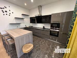 Таунхаус 310м², 2-этажный, на длительный срок,