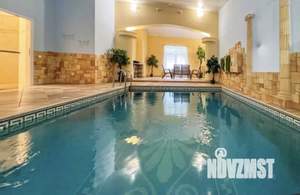 Дом 600м², 3-этажный, посуточно,