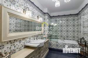 Таунхаус 265м², 3-этажный, на длительный срок,