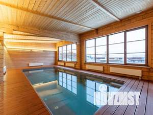 Дом 980м², 2-этажный, посуточно,