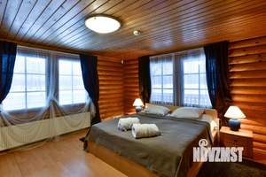 Дом 255м², 2-этажный, на длительный срок,