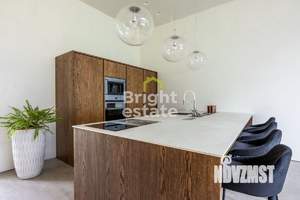 Дом 584м², 3-этажный, на длительный срок,