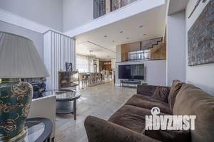 Дом 325м², 2-этажный, на длительный срок,