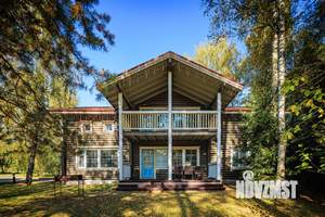 Дом 239м², 2-этажный, на длительный срок,