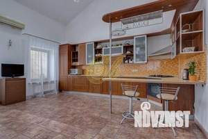 Дом 650м², 2-этажный, посуточно,