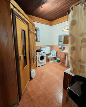 Дом 190м², 2-этажный, на длительный срок,