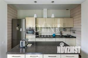 Коттедж 300м², 2-этажный, на длительный срок,