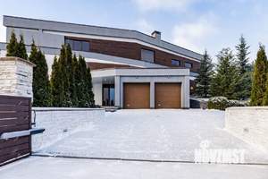 Дом 900м², 3-этажный, на длительный срок,