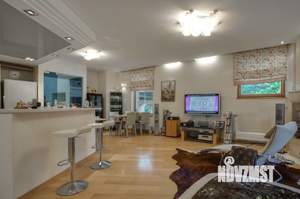 Коттедж 450м², 3-этажный, на длительный срок,