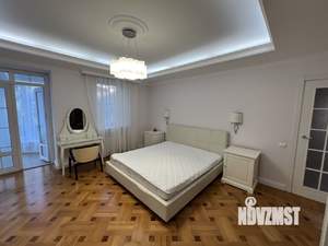 Дом 475м², 3-этажный, на длительный срок,