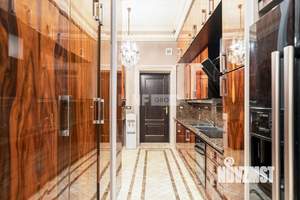 Коттедж 1000м², 2-этажный, на длительный срок,