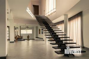 Дом 880м², 3-этажный, на длительный срок,