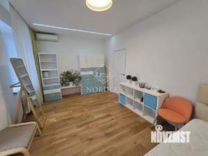 Таунхаус 180м², 3-этажный, на длительный срок,