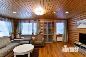 Дом 296м², 2-этажный, на длительный срок,