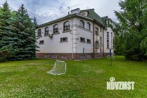 Дом 1500м², 3-этажный, посуточно,