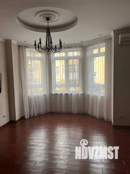 Таунхаус 175м², 3-этажный, на длительный срок,