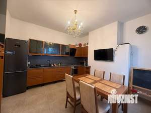 Коттедж 250м², 3-этажный, на длительный срок,