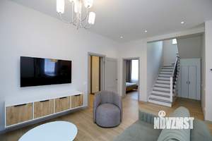 Таунхаус 180м², 2-этажный, на длительный срок,