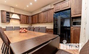 Дом 500м², 3-этажный, посуточно,