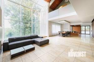 Дом 750м², 2-этажный, посуточно,