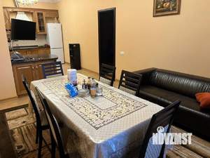 Таунхаус 368м², 3-этажный, на длительный срок,