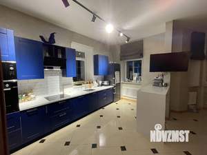 Коттедж 400м², 2-этажный, на длительный срок,