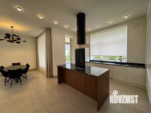 Коттедж 360м², 3-этажный, на длительный срок,