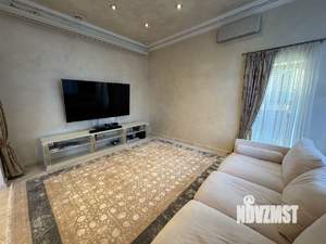 Коттедж 1000м², 3-этажный, на длительный срок,