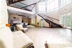 Дом 530м², 2-этажный, посуточно,