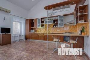 Дом 620м², 2-этажный, посуточно,