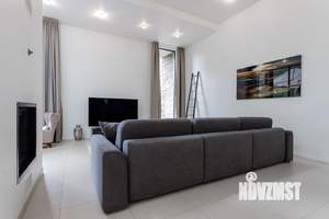 Коттедж 380м², 2-этажный, на длительный срок,