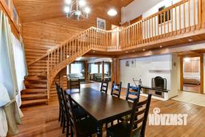 Дом 296м², 2-этажный, на длительный срок,