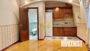 Дом 1500м², 3-этажный, посуточно,