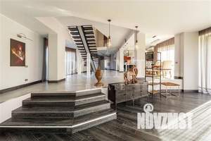 Коттедж 850м², 3-этажный, на длительный срок,