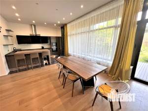 Таунхаус 320м², 2-этажный, на длительный срок,