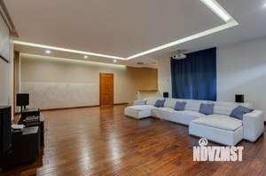 Дом 1000м², 2-этажный, посуточно,