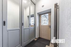 Таунхаус 270м², 4-этажный, на длительный срок,