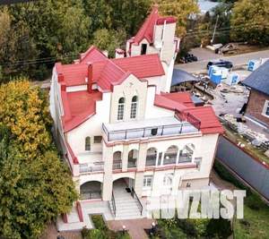 Дом 600м², 3-этажный, посуточно,