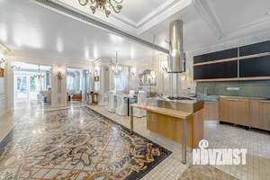 Коттедж 370м², 3-этажный, на длительный срок,