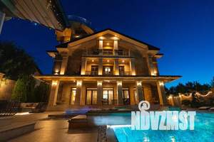 Дом 1467м², 4-этажный, посуточно,