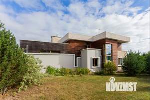 Дом 980м², 2-этажный, посуточно,