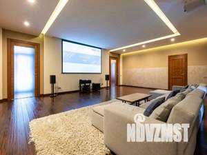 Дом 980м², 2-этажный, посуточно,